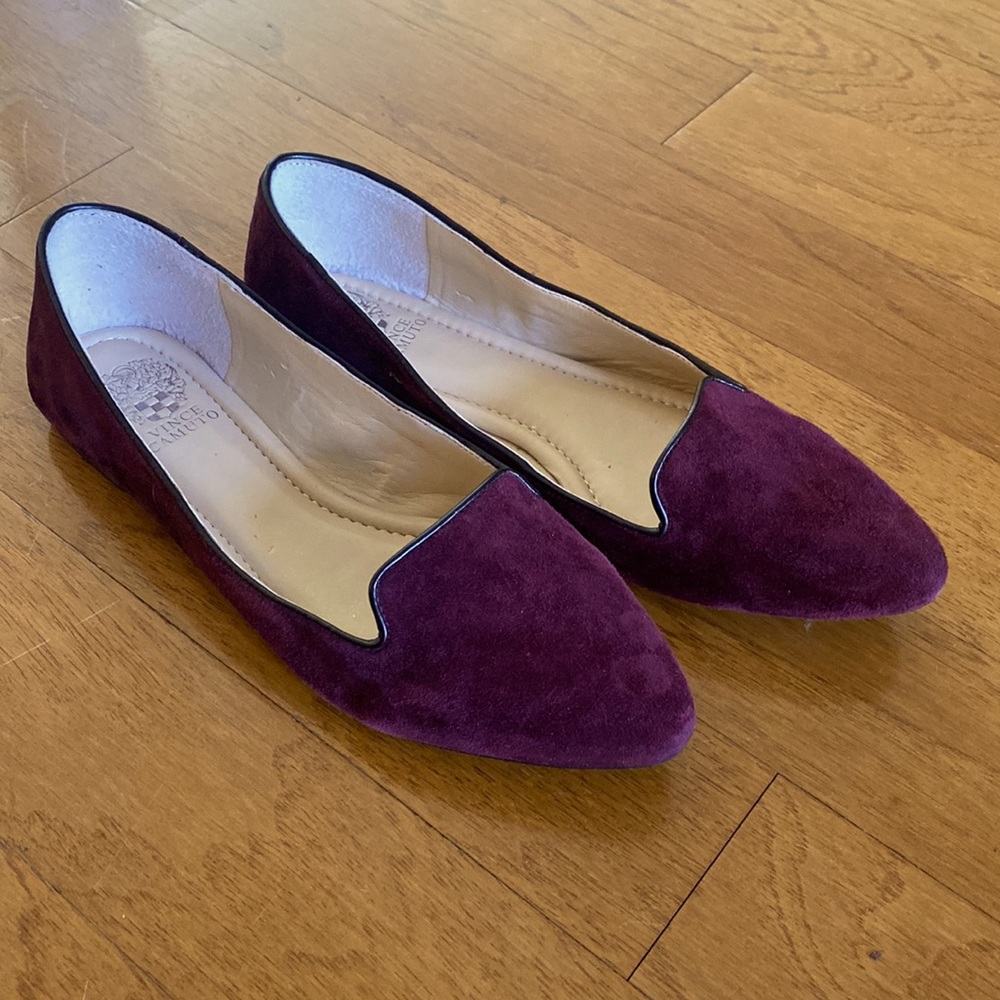 Vince Camuto suede flats🌸